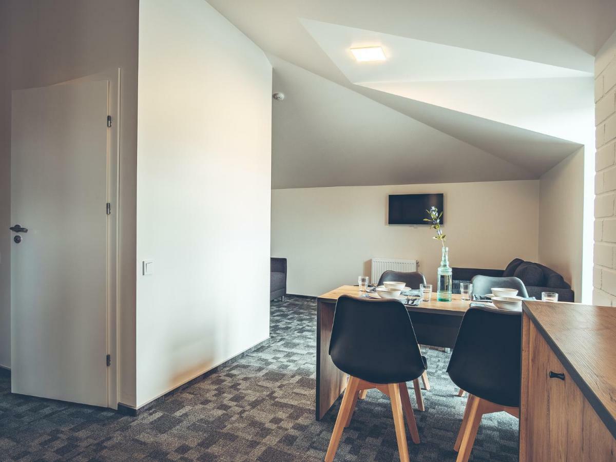 Self Check-In Hotel Railway Apartments Vilnius Exterior foto