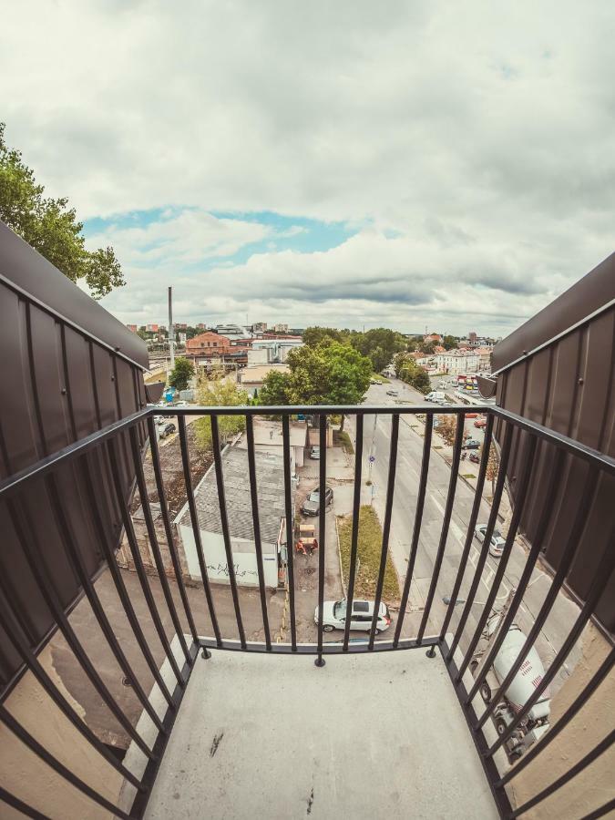 Self Check-In Hotel Railway Apartments Vilnius Exterior foto